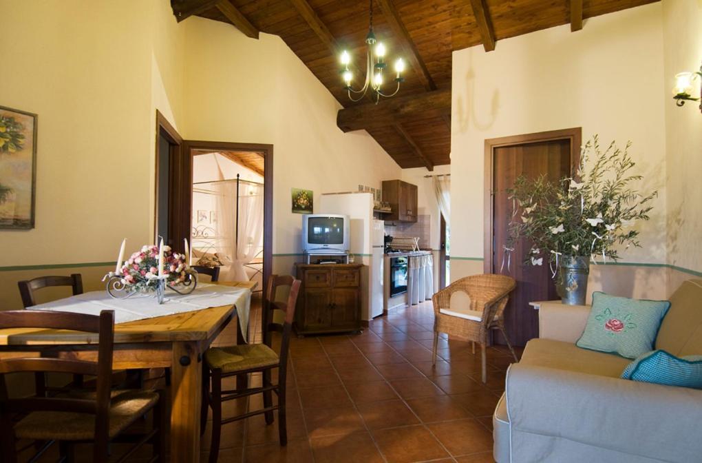 Agriturismo Poggio Di Maremma Пеша-Романа Экстерьер фото