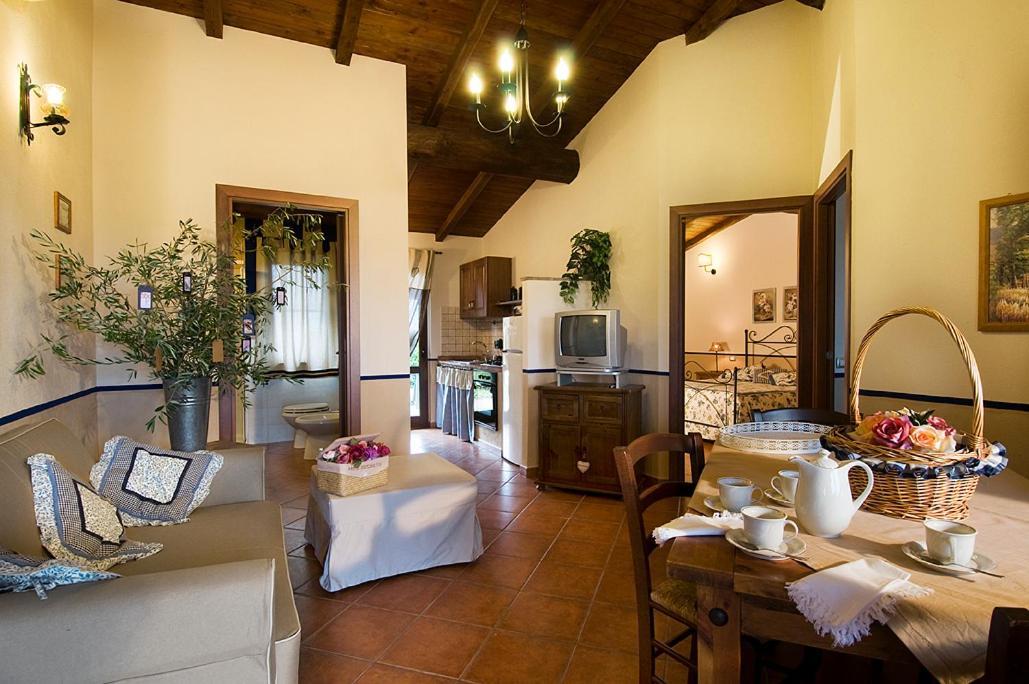 Agriturismo Poggio Di Maremma Пеша-Романа Экстерьер фото