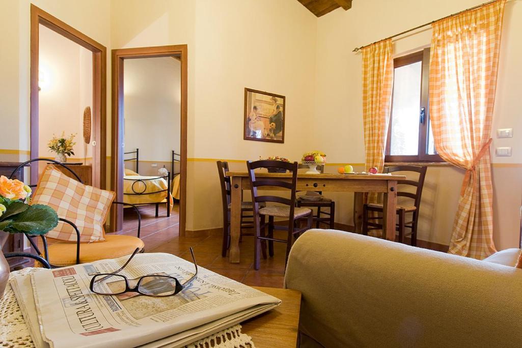 Agriturismo Poggio Di Maremma Пеша-Романа Экстерьер фото